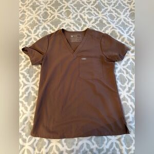Figs Smokey Taupe Catarina 1 Pocket Scrub Top